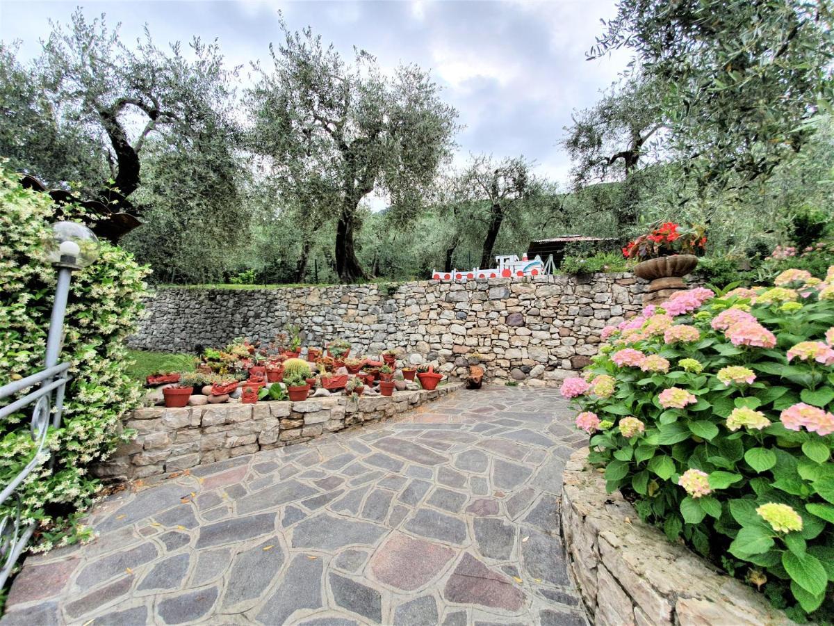 Casa Valenti Apartment Brenzone sul Garda Ngoại thất bức ảnh
