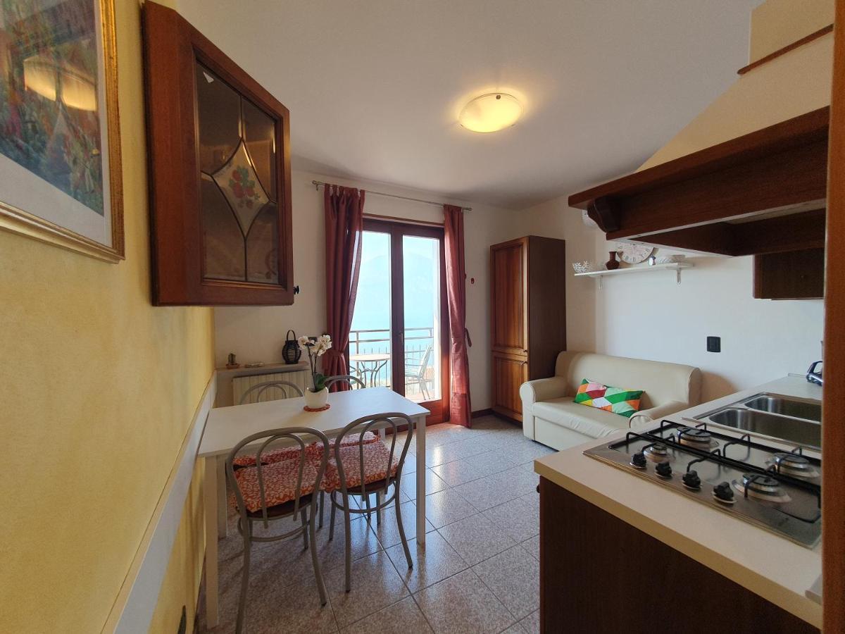 Casa Valenti Apartment Brenzone sul Garda Ngoại thất bức ảnh