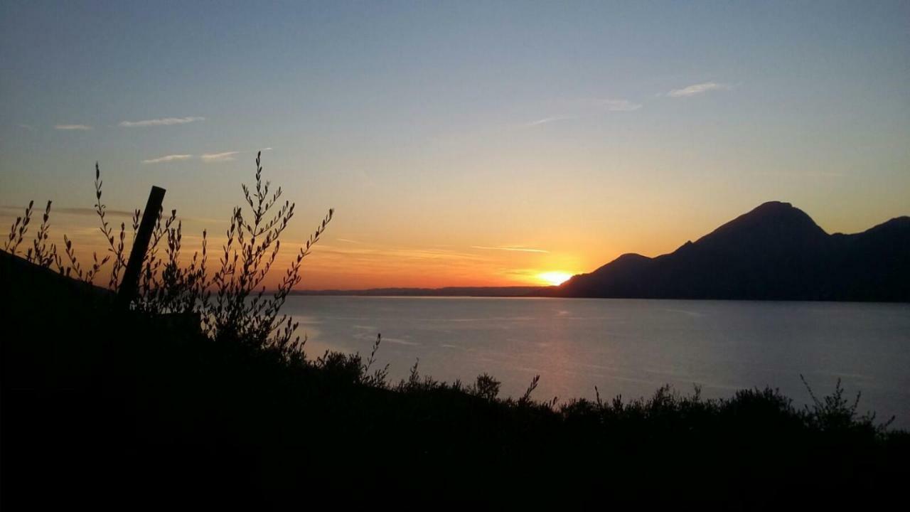 Casa Valenti Apartment Brenzone sul Garda Ngoại thất bức ảnh